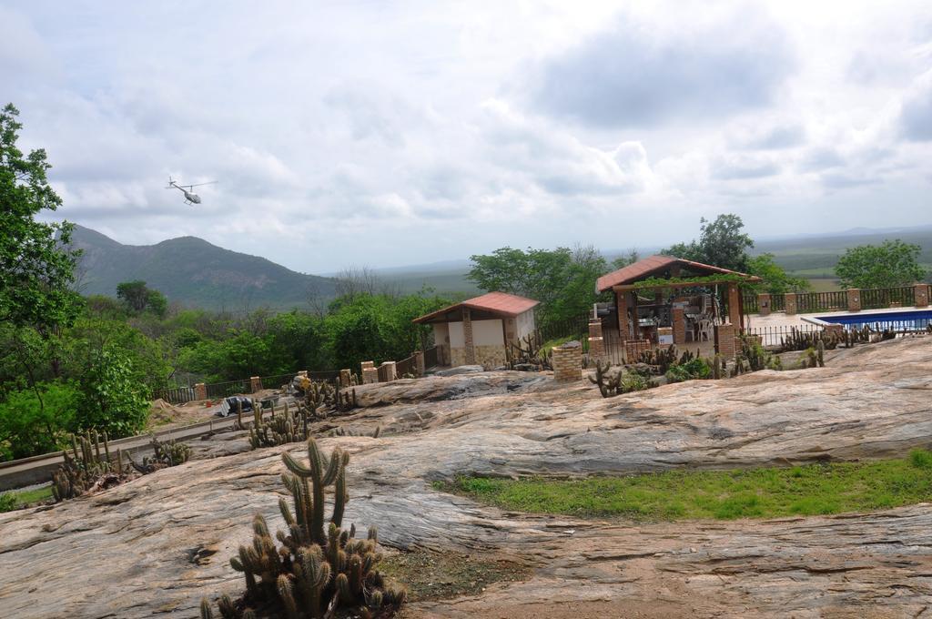 Fazenda Hotel Pedra Dos Ventos Quixadá Extérieur photo